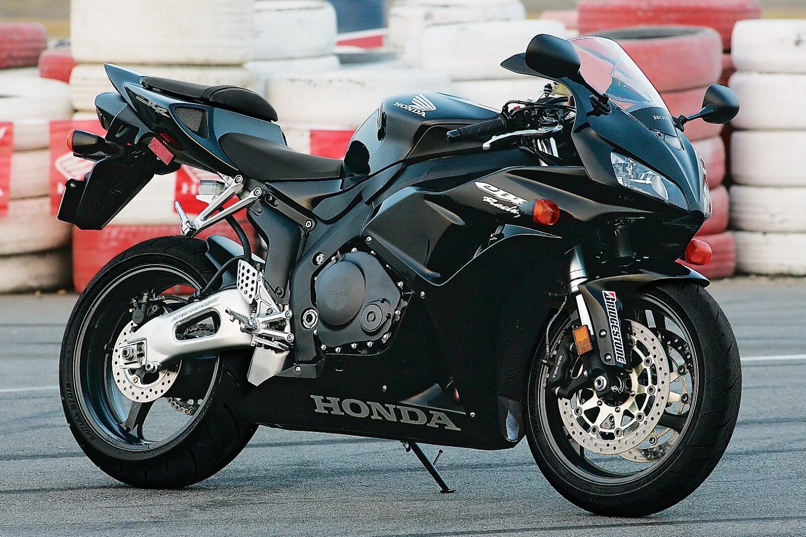 Honda cbr1000rr. Honda 1000rr. Honda cbr1000rr Fireblade. Мотоцикл Хонда СБР 1000 рр. Мотоцикл honda rr