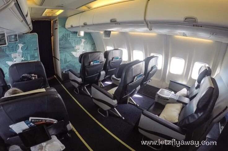 Virgin Australia 737-800 Business Class review - Melbourne to Queenstown - Point