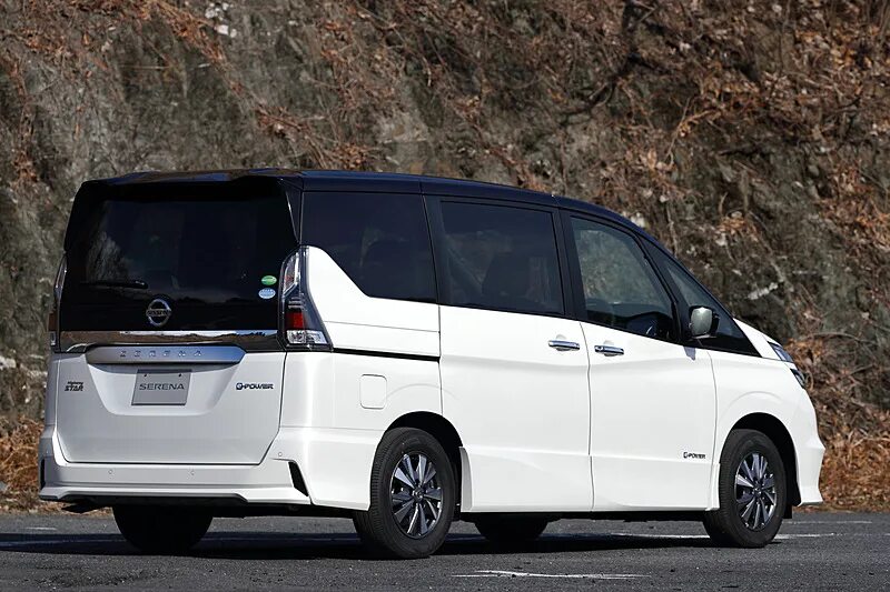 Nissan Serena c27 e-Power. Nissan Serena e-Power 2019. Nissan Serena e-Power 2021. Ниссан Серена гибрид 1.2. Ниссан серена е пауэр