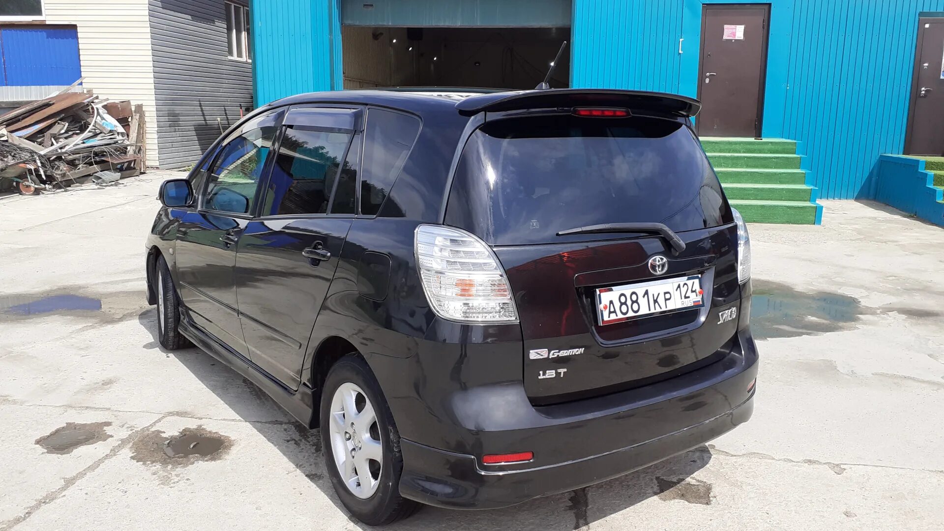 Литьё на тойота спасио 121 кузов. Королла спасио 2003. Toyota corolla spacio 2002. Сузуки спасио. Машины похожие на spacio.