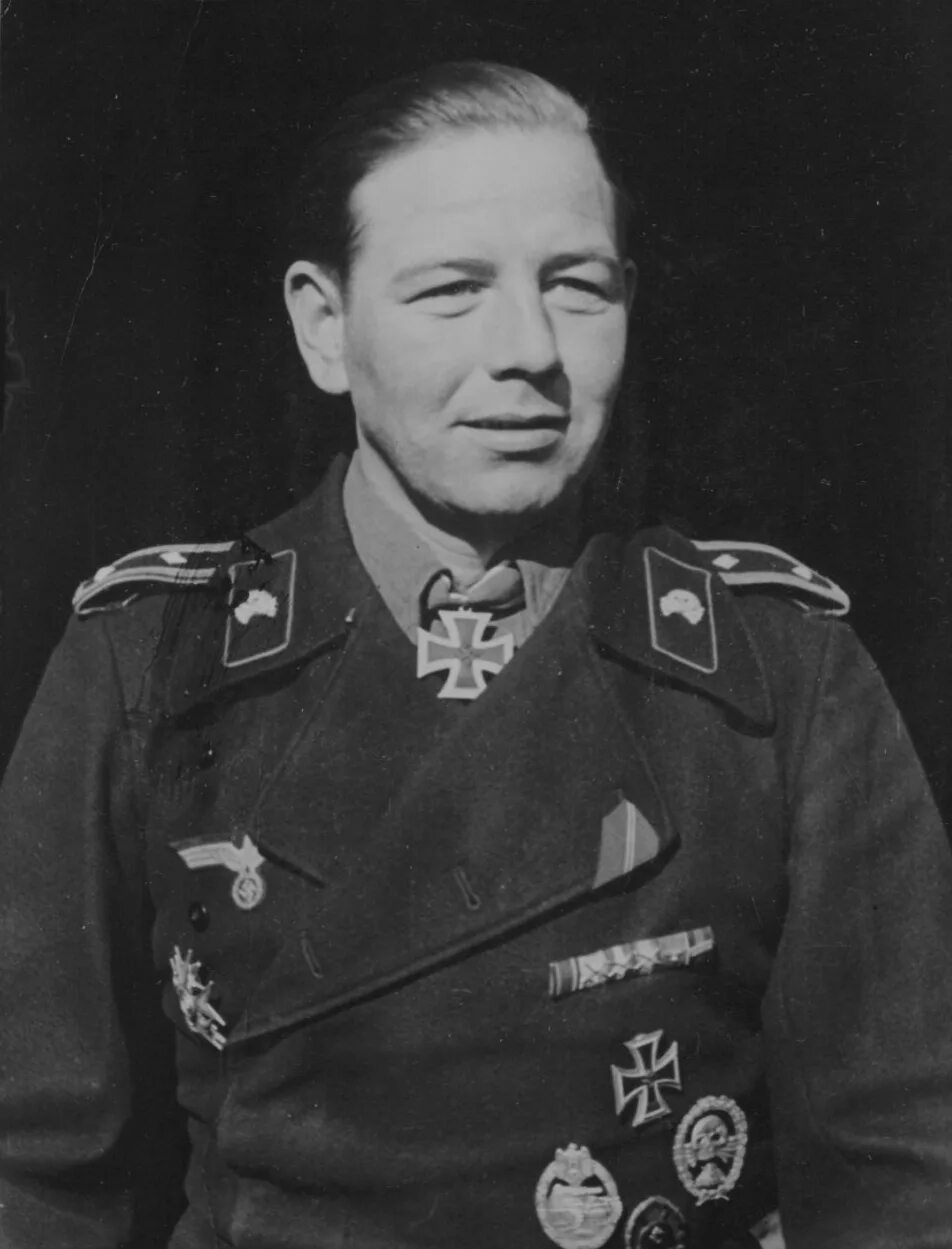 Танк pz 3. Б н немецкий. Танк тигр 1943 курская дуга. Тигр 503 тяжелого танкового батальона. Тигр 1 505 тяжёлого танкового батальона.