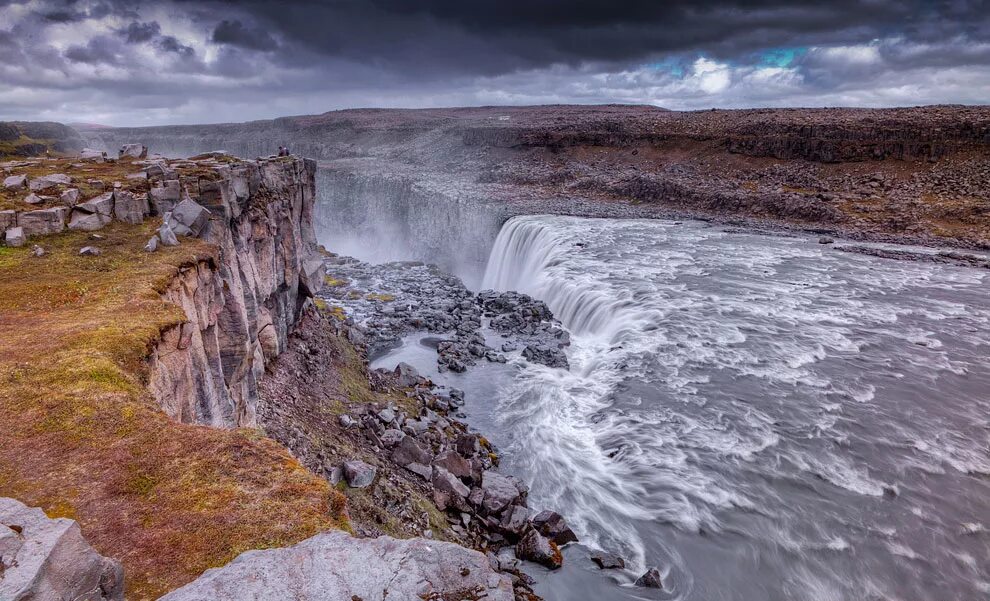 Какой самый мощный водопад. Водопад Деттифосс Исландия. Самый мощный в Европе водопад Деттифосс. Водопад Деттифосс (Dettifoss),. Достопримечательность Деттифосс.