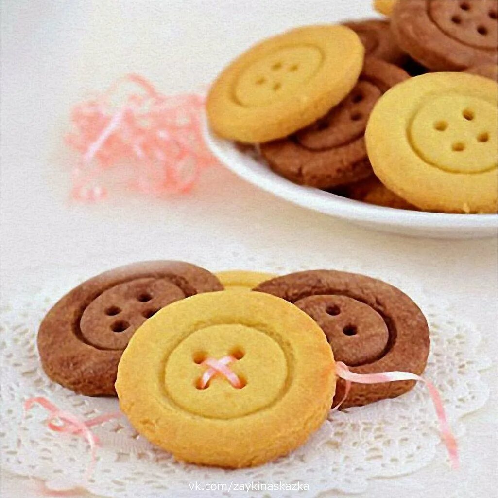 Печенье необычной формы. Прикольные печенья для детей. Формочки для печенья. Огромное печенье. Печенька улыбается.
