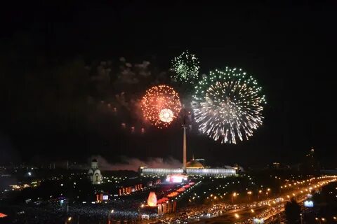 Салют на поклонной горе