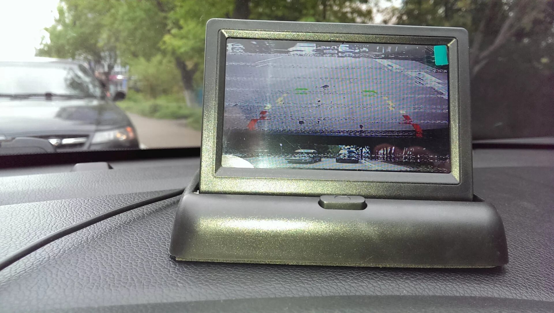 Монитор задний ход. Камера заднего хода с монитором l200 mitsubishi. монитор заднего хода галакси. парковочная камера harrier 60.