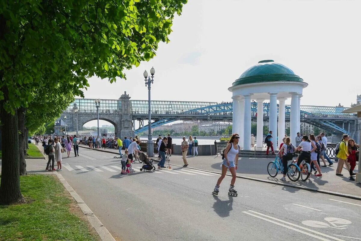 Где можно погулять в москве в марте. Парк Горького Москва. Парк культуры Горького Москва. Парк Горького Москва летом. Парк Горького 2023.