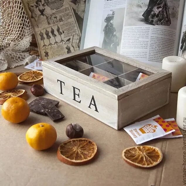 После чаепития в одной коробке осталось 6. Коробка для чая. Коробка для чая деревянная. Деревянная коробка с чаем. Чай в деревянных коробках.