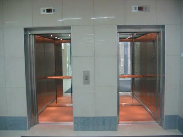 Грузовой лифт щлз тр12. Лифт (кмз-1988 г. Грузовой лифт 1958 года кабина. Лифт 1965. Лифт щлз 2022.