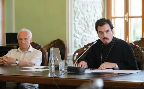 Серафимов врач