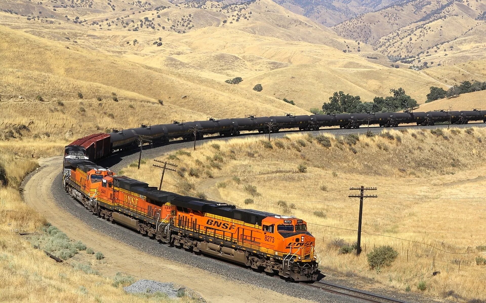 Железная дорога Burlington Northern Santa Fe (BNSF). БНСФ Рэйлвей. BNSF вагон. Тепловозы BNSF.