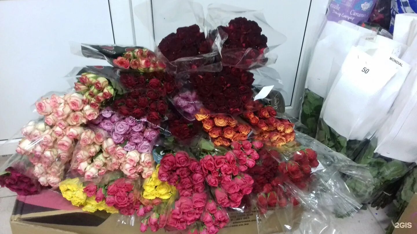 Оптовая база "7 цветов". Цветы во Владимире 24 часа. Большая Цветочная база. Купить букет во владимире