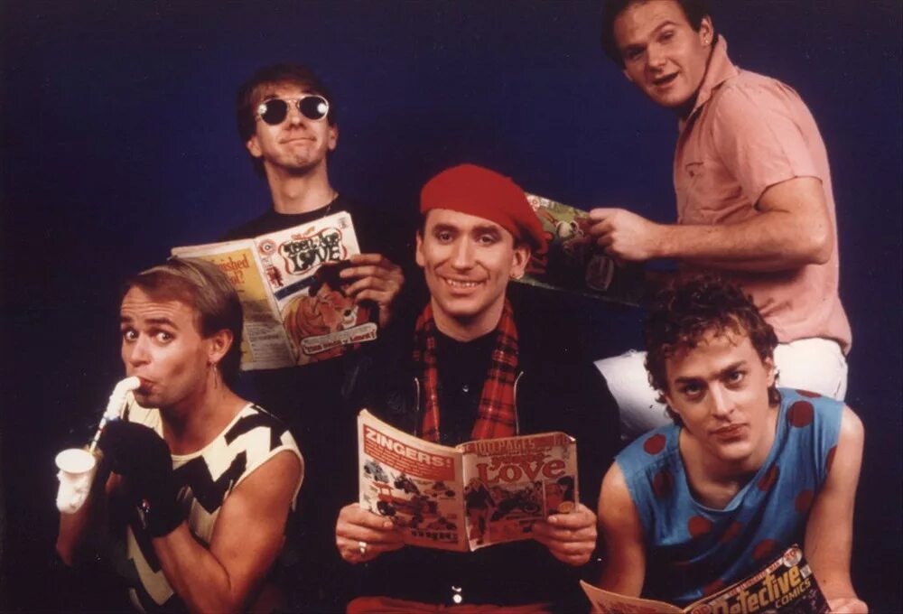 Yes i m at work. Men at work группа. men at work рок-группа. группа oingo boingo. men at work overkill.