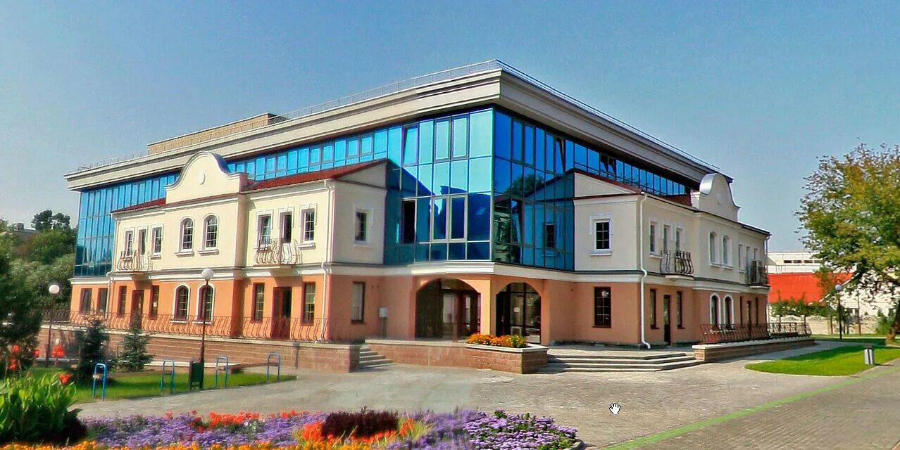 гродно здание на дзержинского 1. гродно, г. дзержинского 133. ул. 40.