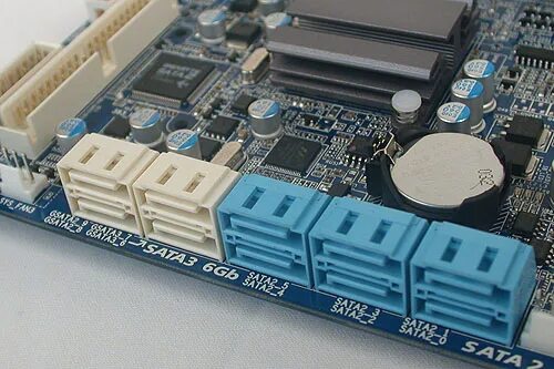 Pa65 ud3 b3. Gigabyte ga-x58a-ud3r. материнская плата gigabyte sata 3. ga x58a ud3r интерфейсы. x58a-ud3r.