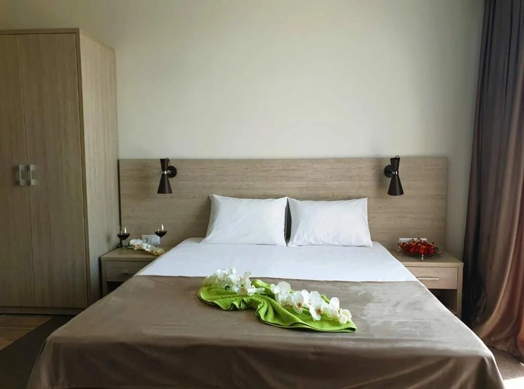 Oasis отель абхазия. Club resort hotel oasis 4*. Club resort hotel oasis 4*. Отель оазис алахадзы. Oasis отель абхазия.