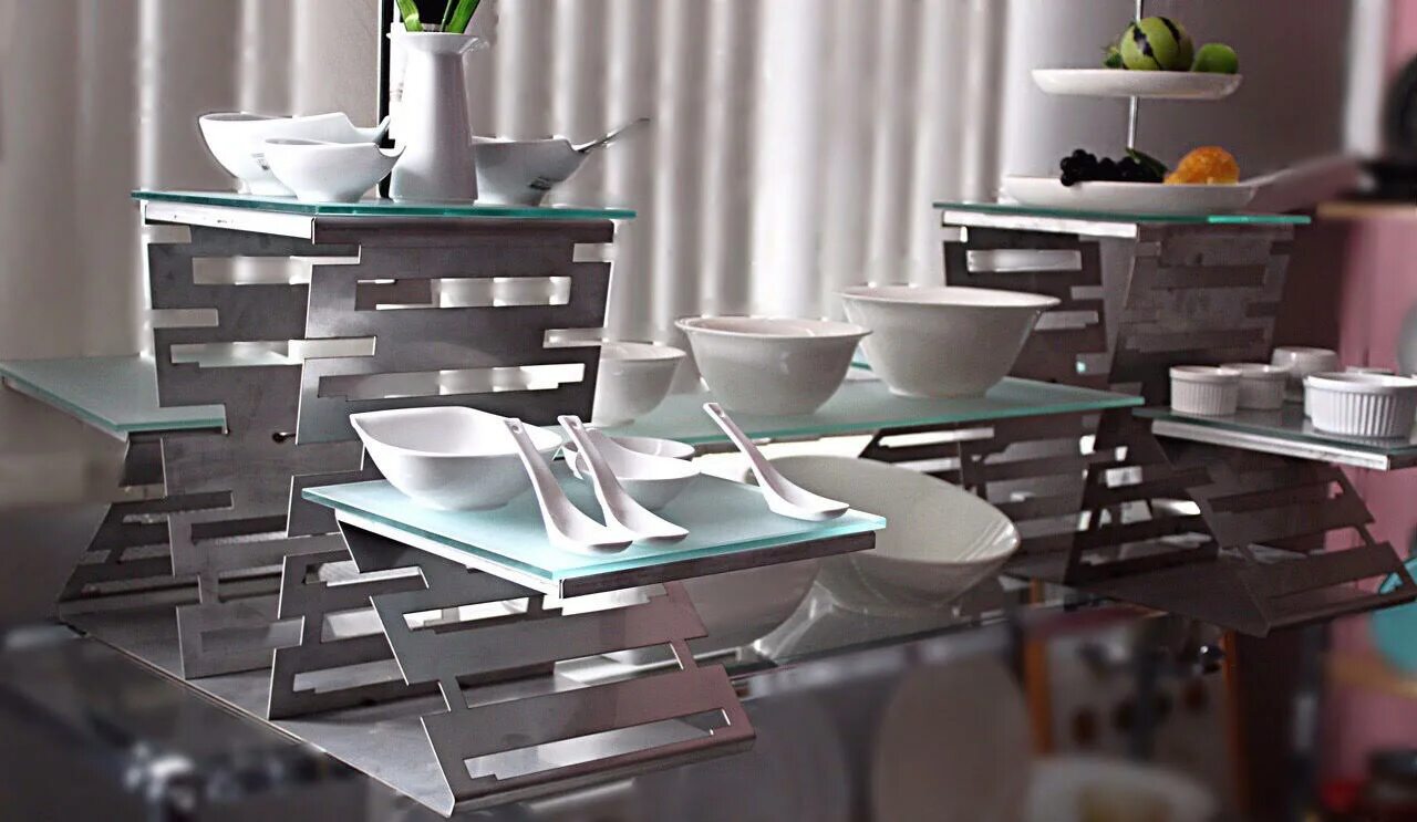 Фуршетная линия zieher skyline. Одноразовая посуда для фуршета. Буржуа кейтеринг. Квиттера икеа. Посуда для кейтеринга.