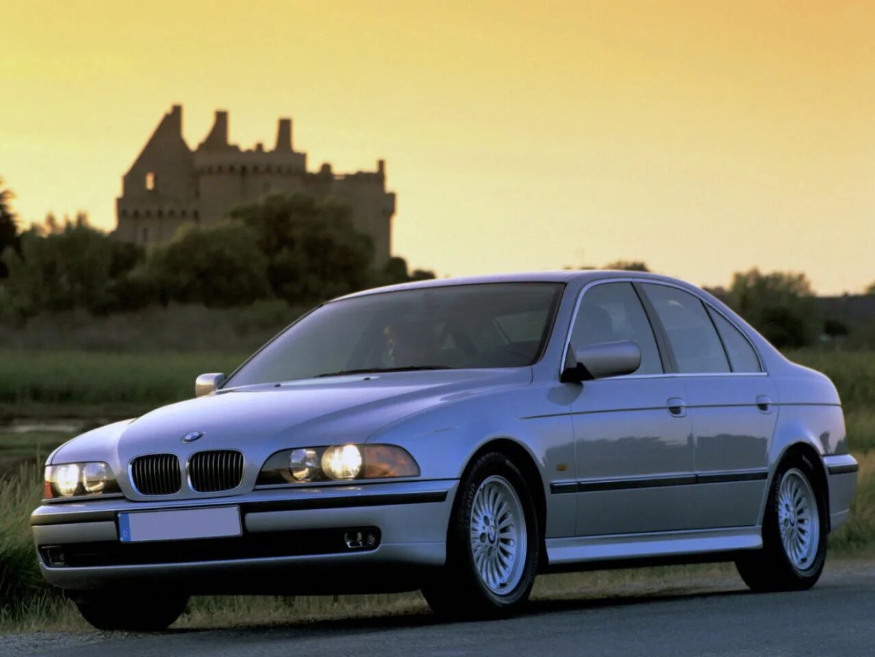 39 99 г. BMW e39 540i. BMW 5 e39 2000. БМВ 39 кузов. BMW e39 1996.