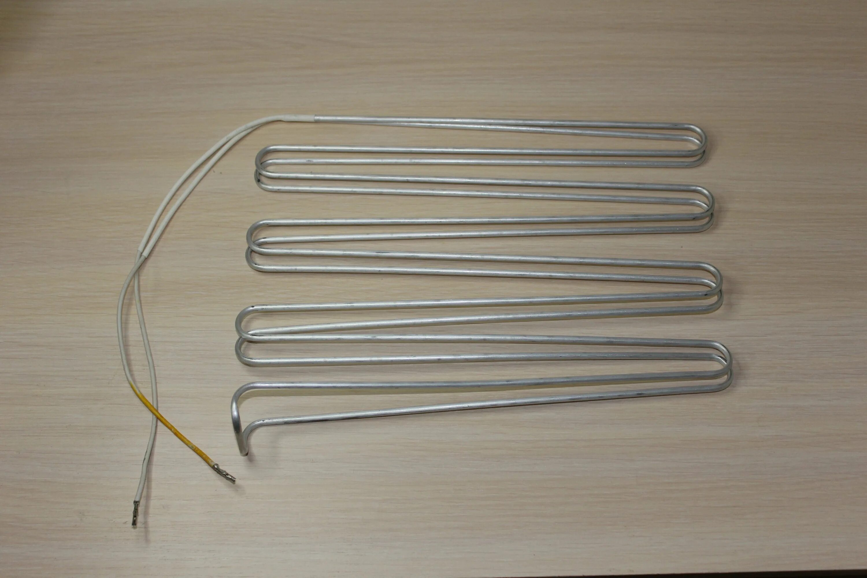 тэн оттайки для холодильника samsung rl44qeus. тэн samsung rl34 da47-00263e. 2+1) da47-00139d(е). тэн оттайки для холодильника. Rs21hklmr тэн оттайки.