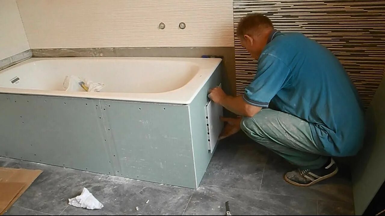 Сборка ванной видео. Экран под ванну из гипсокартона. Гипсокартон в ванной. Короб под ванну. Экран для ванны из гипсокартона.