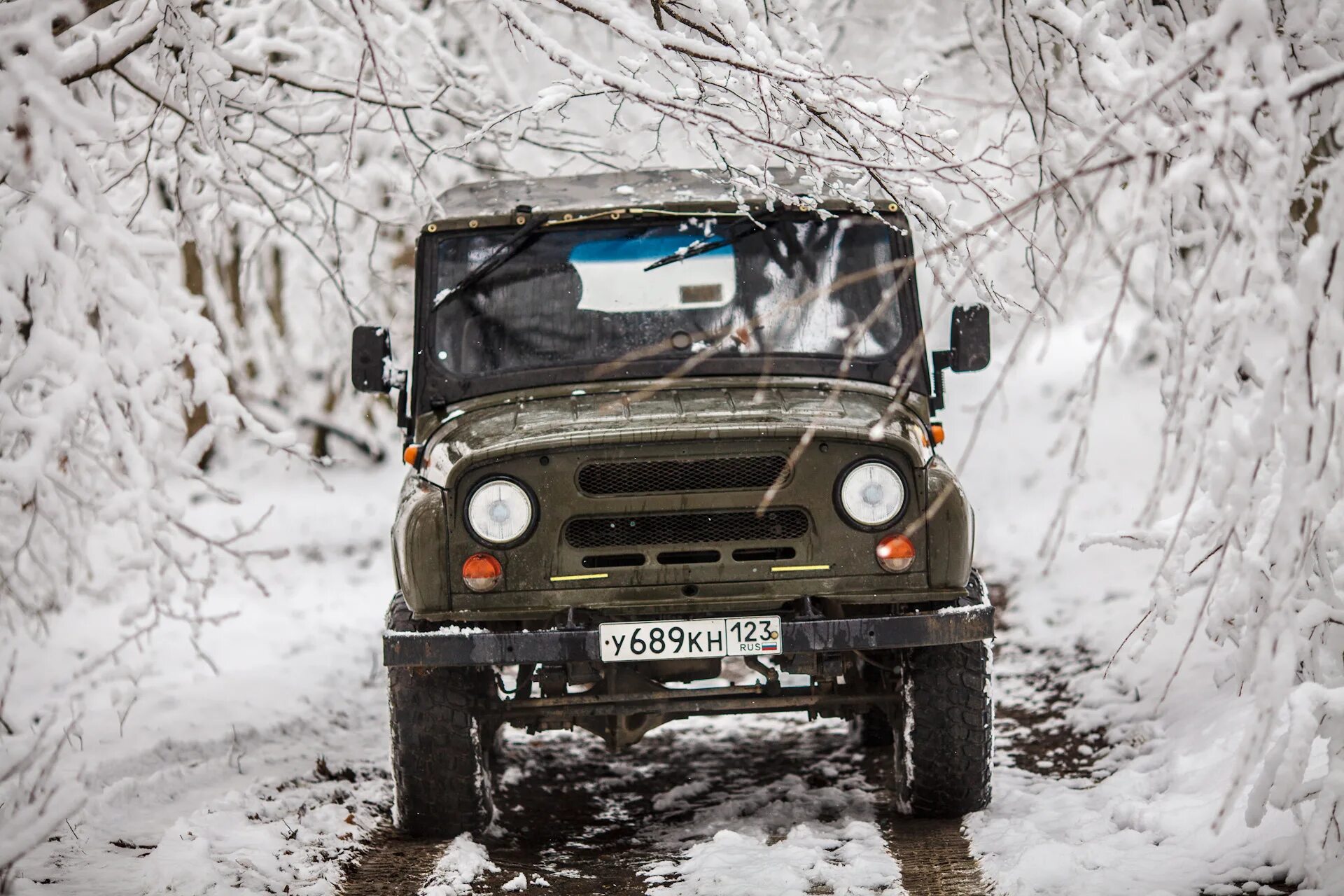 УАЗ 469 зима. УАЗ 469 зимой. УАЗ 469 на военных Мостах. УАЗ 469 по снегу.