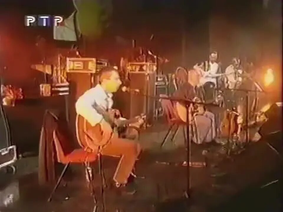 Воскресенье кто виноват? альбом. Кто виноват воскресенье. Кто виноват воскресенье аккорды. Кто виноват воскресенье. Вступление кто виноват воскресенье.