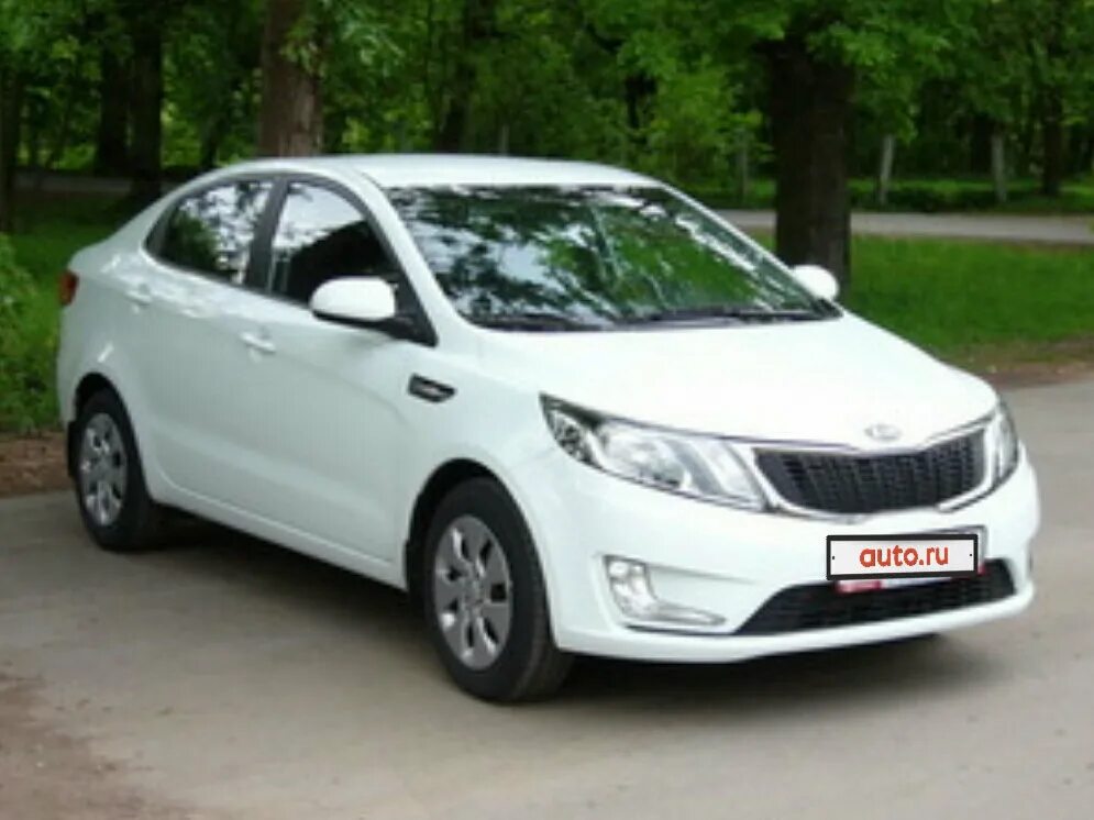 Киа рио частный объявление. Kia Rio 2013 белая. Киа Рио 200. Kia Rio седан III 1.6 CVVT. Киа Рио белая 292.