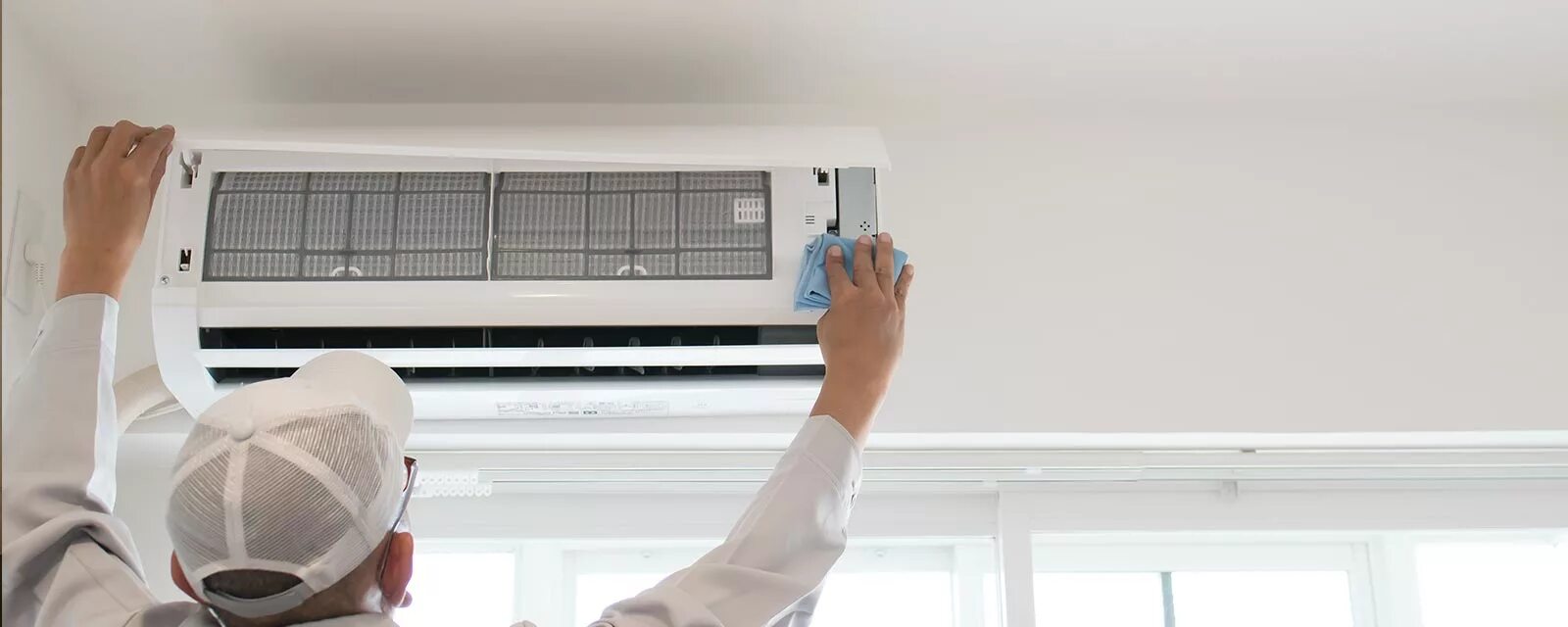 Bob must really the heating. Кондиционер без наружного блока. Настенный кондиционер без наружного блока. Реверсивный кондиционер. Сплит-система без наружного блока.