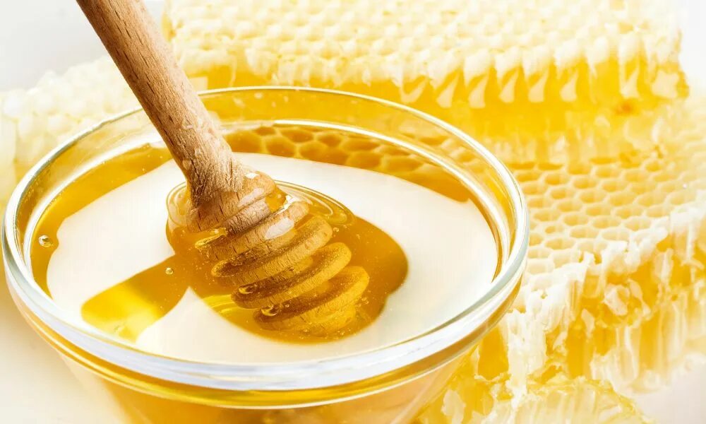 Включи honey. Мед. Мед картинки. Мёд фотографии. Медовый фон.