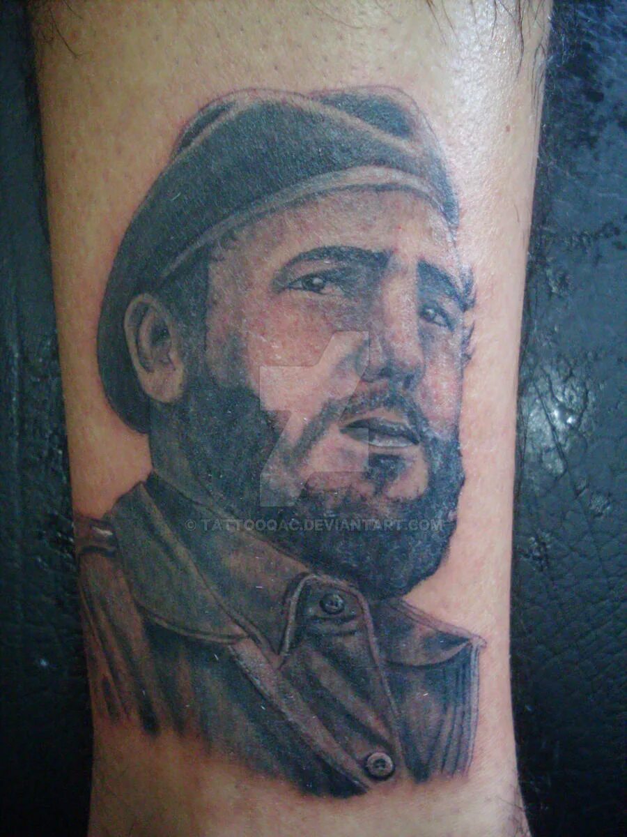 Татуировка фиделя. Фидель Кастро тату. Эрнесто че Гевара Татуировка. Фидель Кастро и че Гевара тату. Наколка Эрнесто Чигуа ра