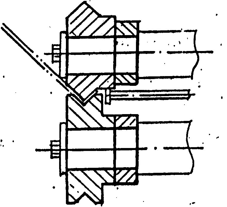 Соединение вращающихся деталей. Зиговка листового металла чертежи. Зиговочный станок чертеж. Зиговка фланца. Ролики на зиговочный станок чертежи.