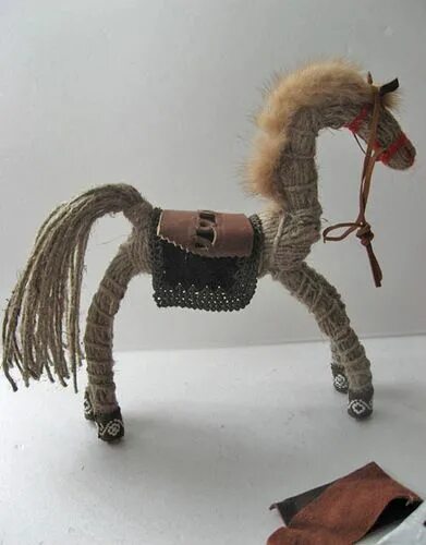 Как сделать самодельную лошадь Pin von Jackie R-Spencer auf Gigi's Stuff Schleich pferde zubehör, Schleich pfer