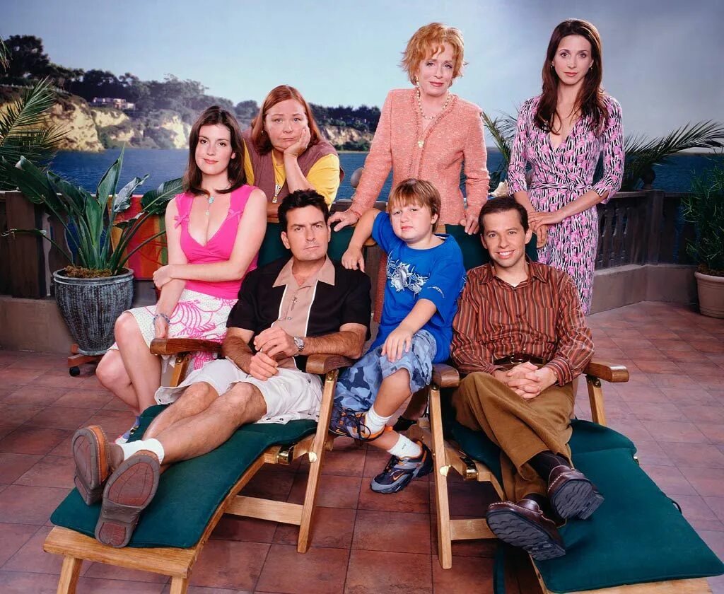 The two and most famous. Чарли шин 2 с половиной человека. two and a half men.
