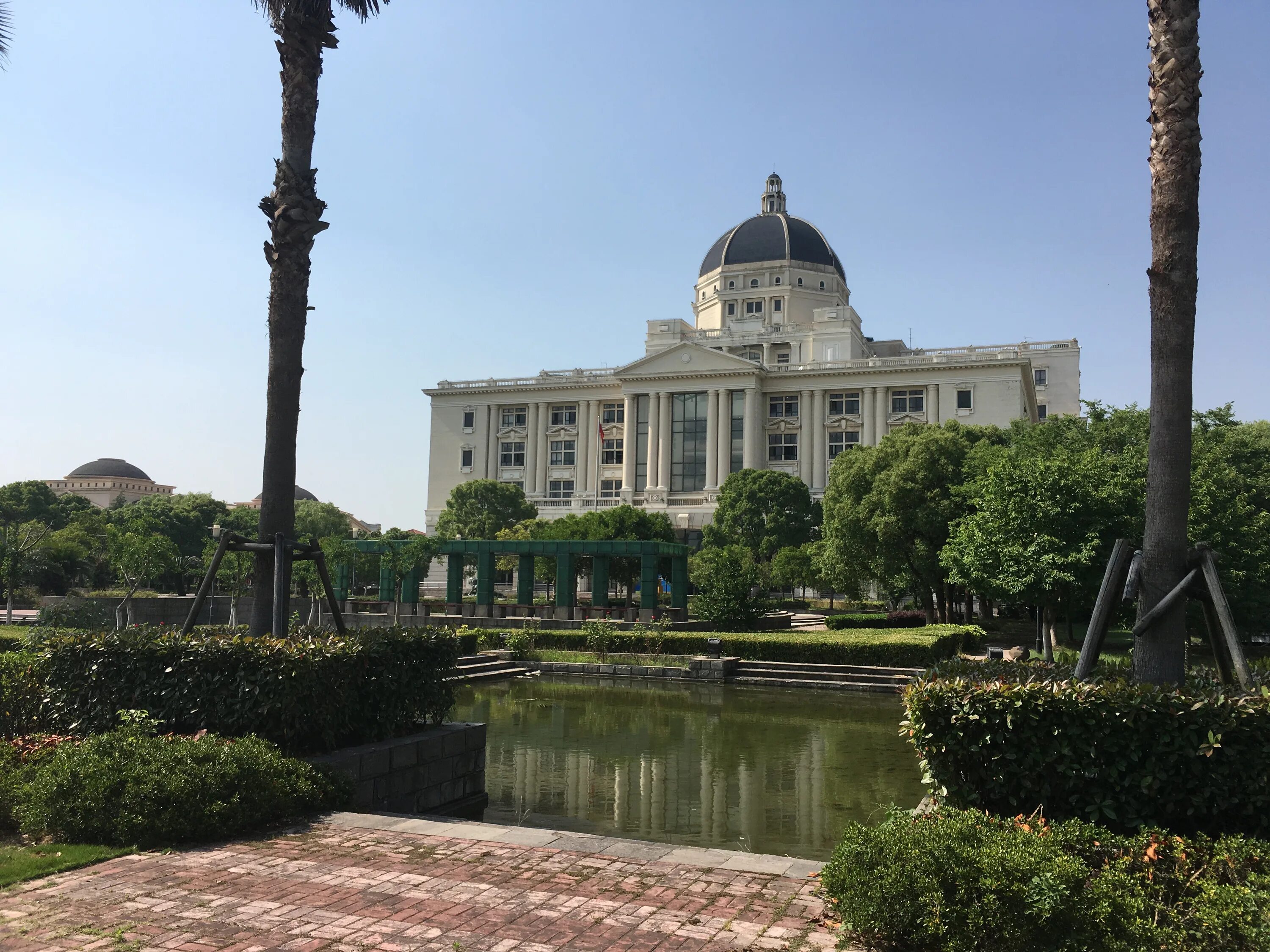 Университет sisu. Шанхайский университет. Shanghai University Campus. Songjiang Campus.