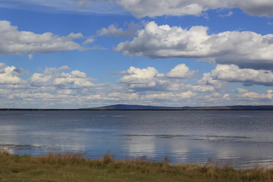 Самое большое озеро края. Озеро Арахлей. Арахлей Забайкальский край. Оз Арахлей Забайкальский. Читинский район Арахлейские озера.
