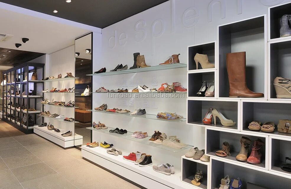 Фон обувной магазин. Shop shoes магазин. Полки для обуви в магазин. Office london обувь. Мв shoes обувь магазин.