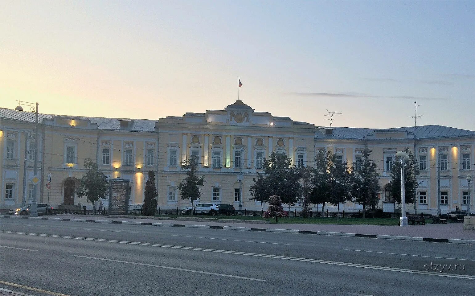 Мэрия Твери. Администрация города Твери. Площадь Ленина Тверь. Город Тверь площадь Ленина здание. Администрация твери телефон