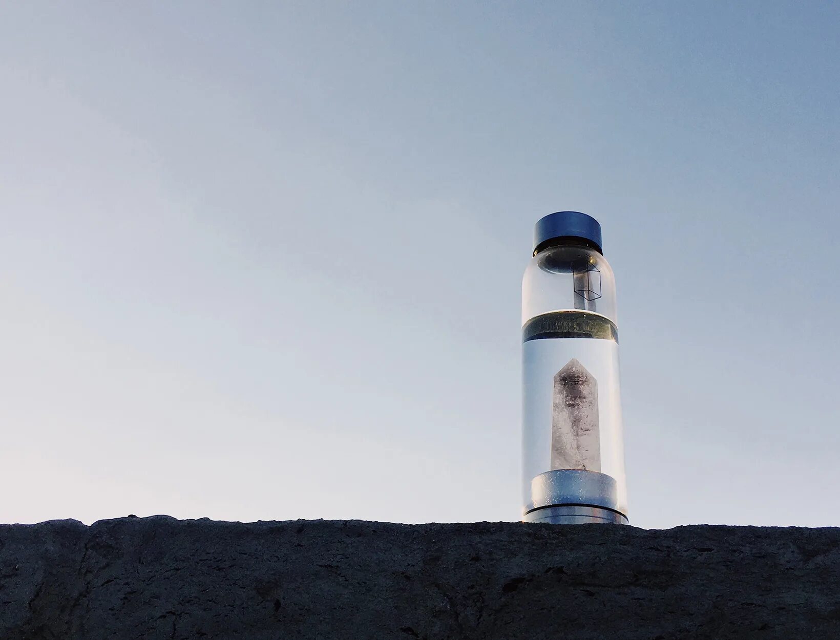 Вода 2023. Бутылка воды Crystal. Вода в бутылке на горе Сокол. Alcatraz вода в бутылке в Америке.