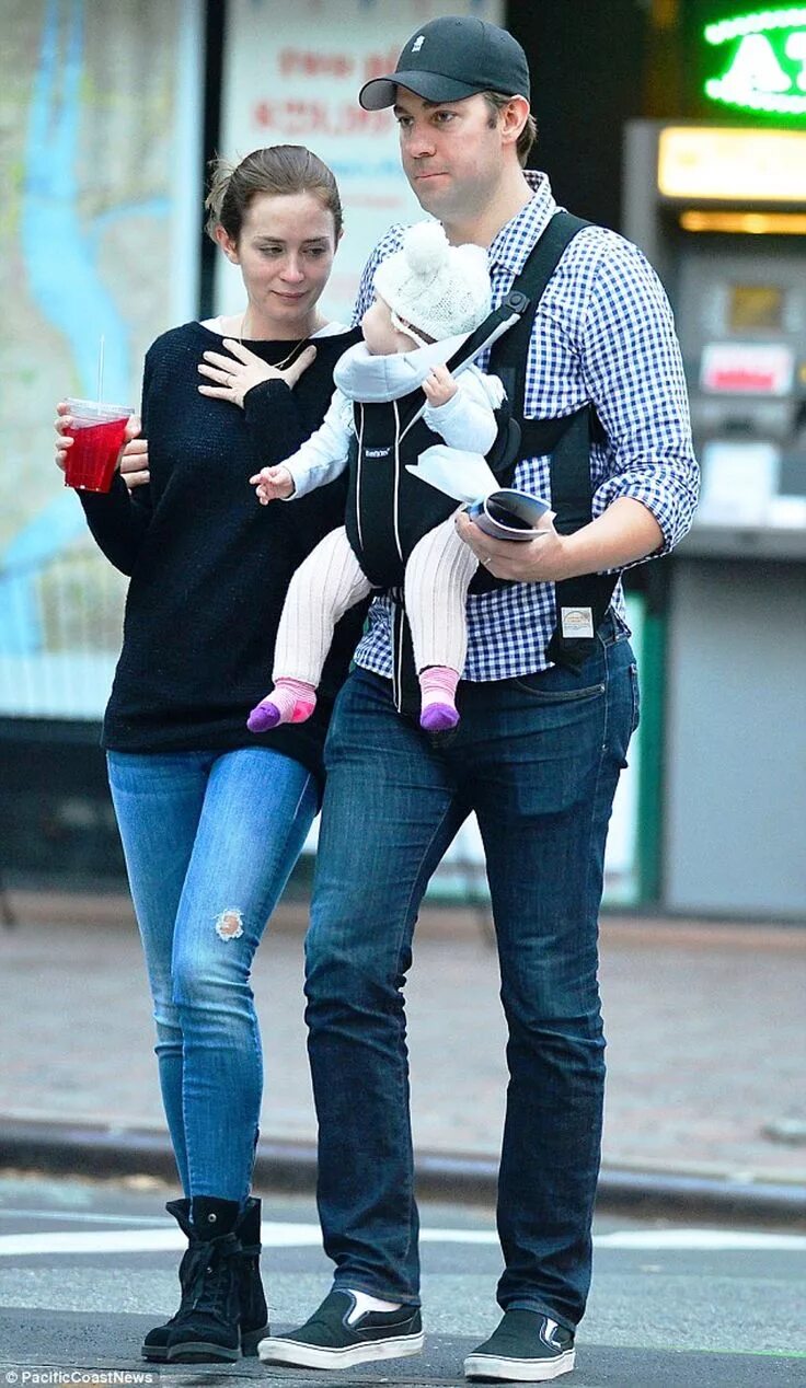 Emily Blunt and John Krasinski have family time at popular restaurant John krasi