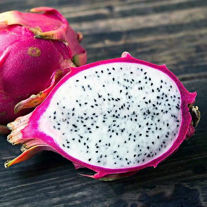 Питахайя (драконий фрукт). Питахайя зеленая. Как называется розовый фрукт с белой мякотью. Как называется розовый фрукт с белой мякотью. Драгон фрукт.