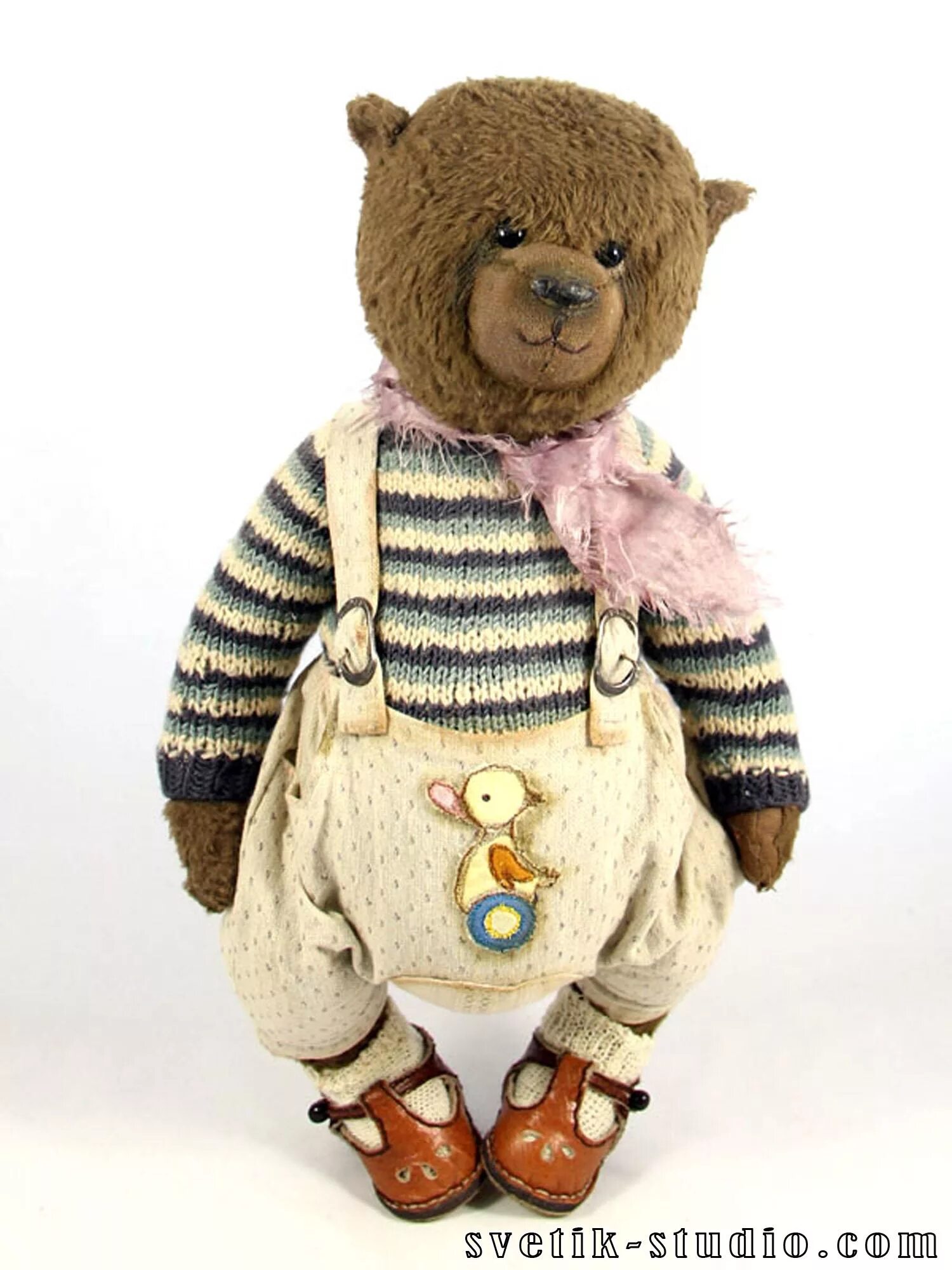 Фредди плюшевая игрушка фнаф 1. Мишка феде. Фабрика плюшевая сказка. Феде мишка. Фнаф 1 фредди фазбер.