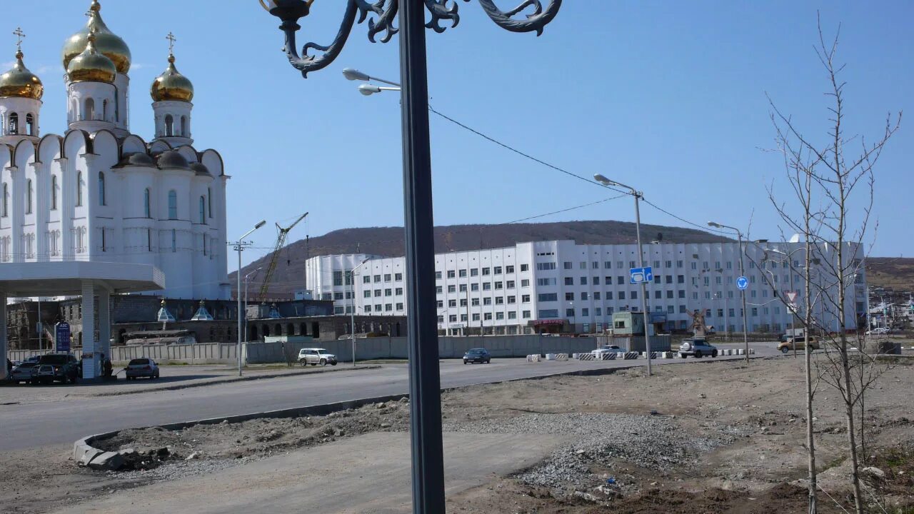 Река магаданка магадан. Набережная реки 12 в магадан. Набережная реки магаданки 87. Набережная реки магаданки. Магадан набережная реки.