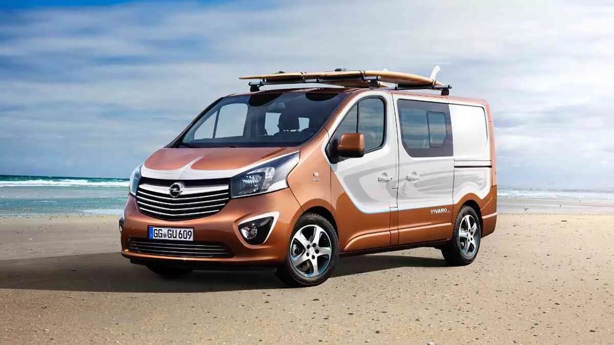 Опель трафик. Opel Vivaro фургон. Опель микроавтобус Виваро. Opel Vivaro 2015. Опель Vivaro новый.