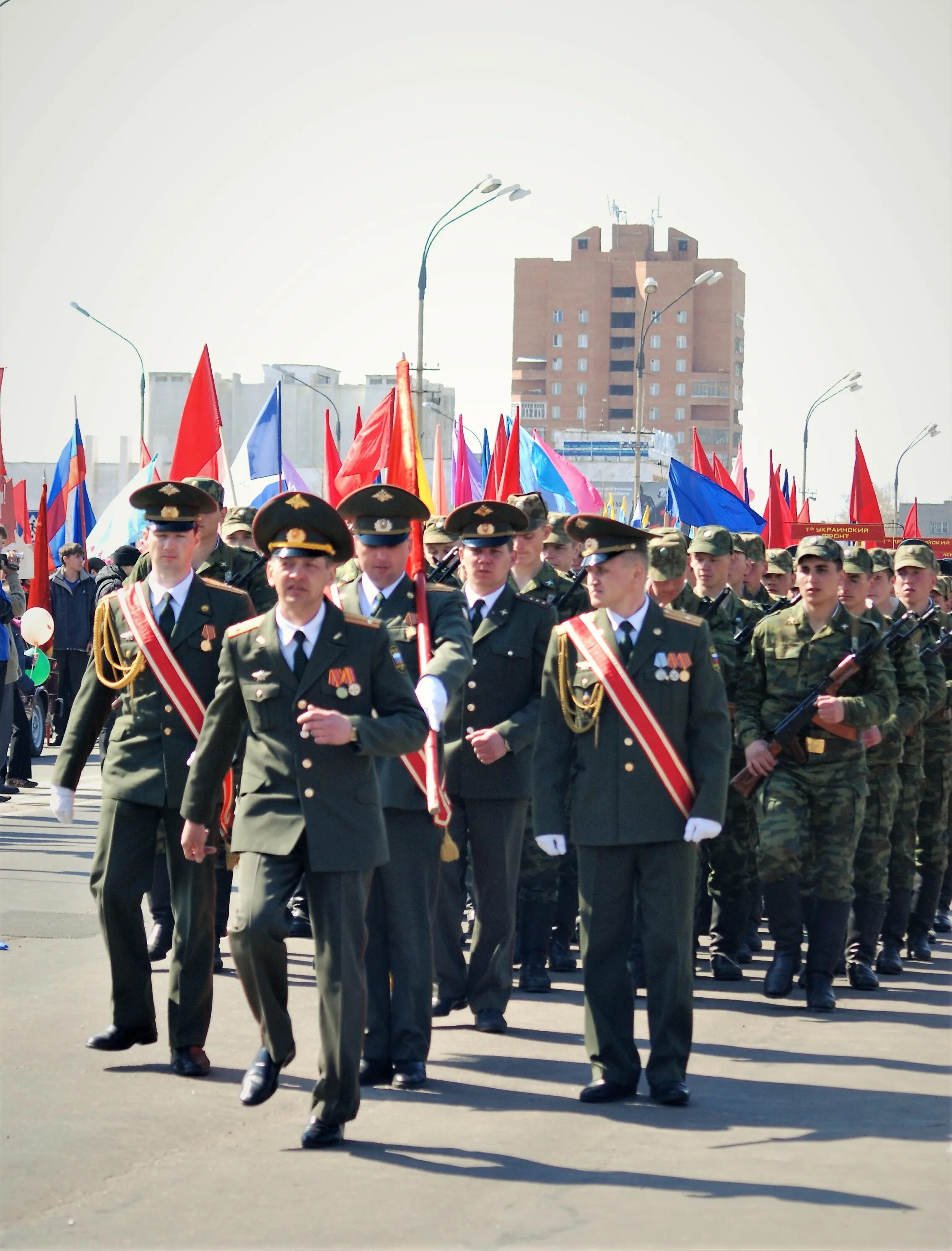 Парад Победы 09.05.2016 Козельск. Парад 9 мая. Празднование дня Победы. Парад Победы 2010 года. Парад 9 мая 2010