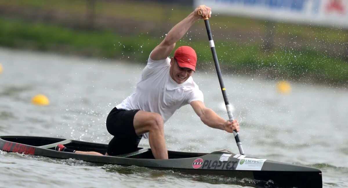 академическая гребля восьмерка. гайдарка. гребля на байдарках и каноэ. гонки на каноэ. гайдарка.