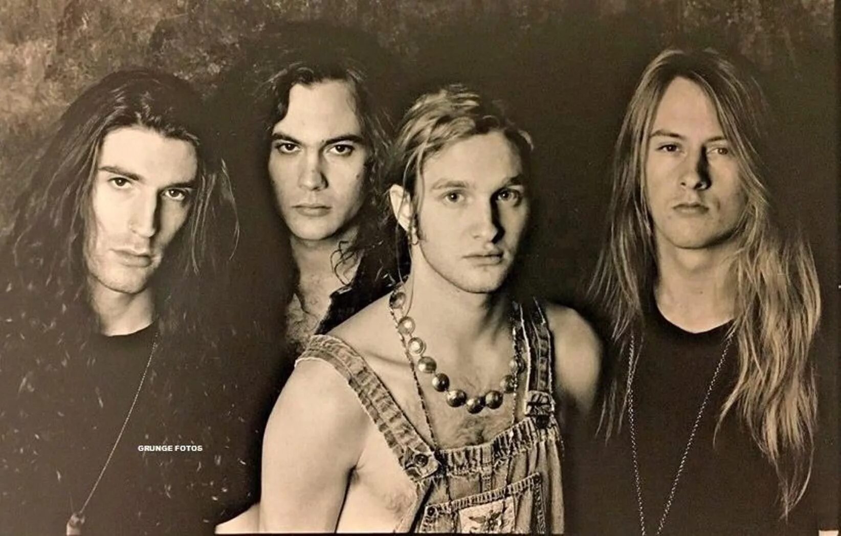 Элис ин. Alice in chains 2022. Alice in chains 90s. Элис ин. Рок группа alice in chains.