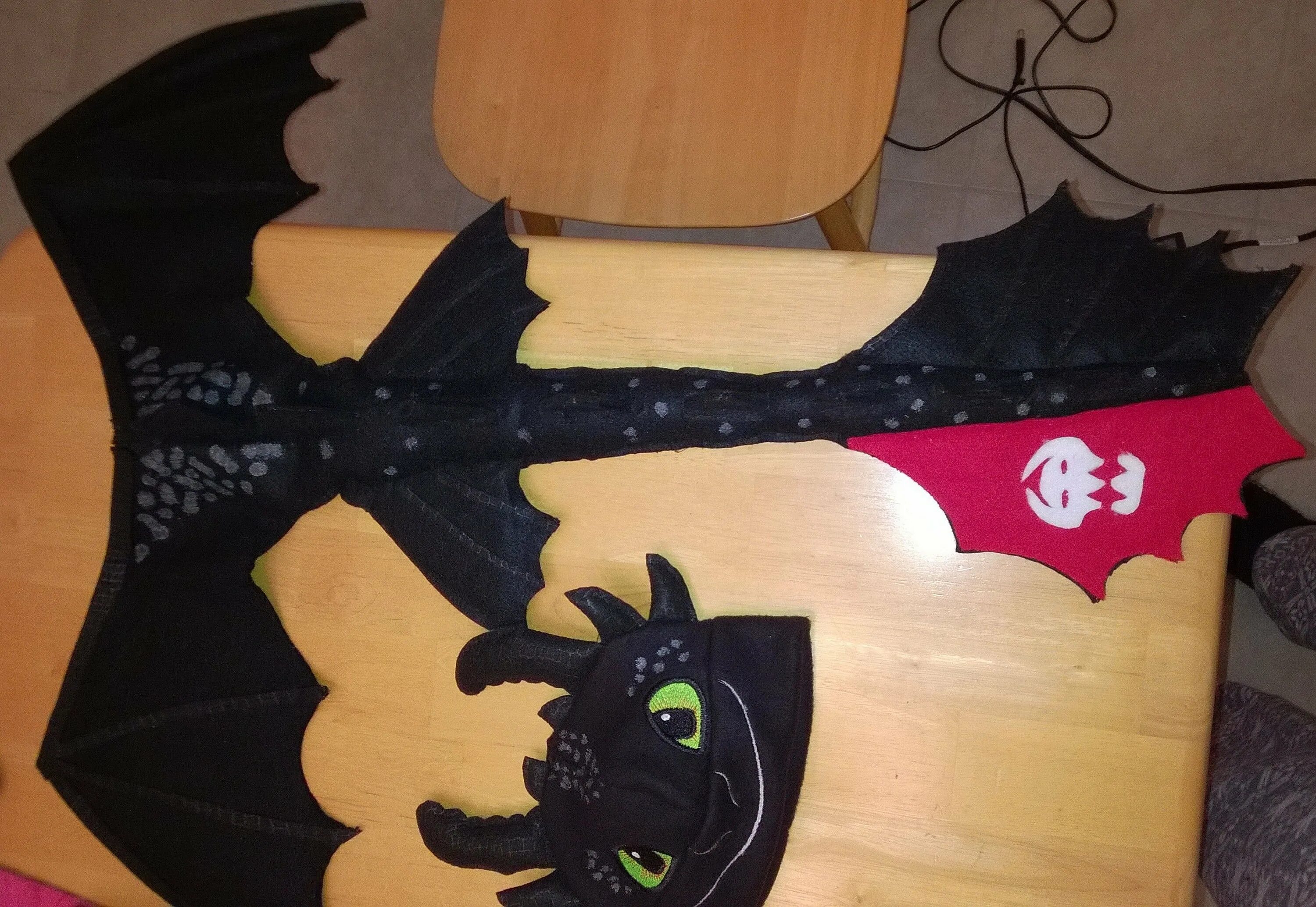 как сделать хвост дракона из картона. как сделать хвост дракона из картона. костюм динозавра из бцмаг. как сделать хвост дракона из картона. костюм дракона из картона.