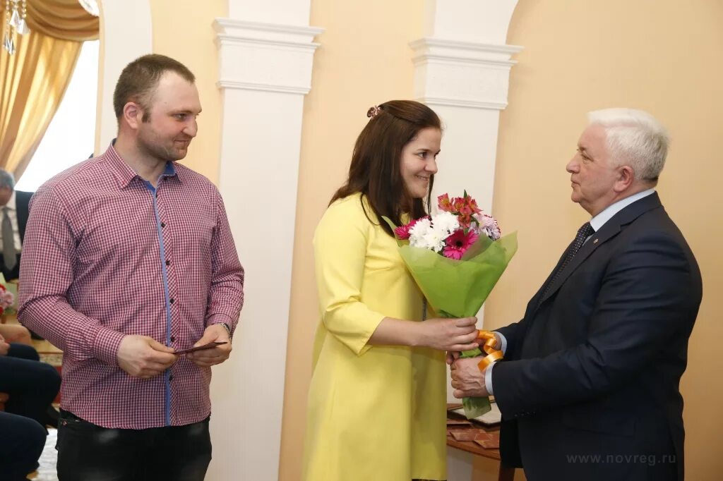 Загс великий новгород режим. Загс боровичи новгородской области. загс великий новгород. свадьба боровичи.