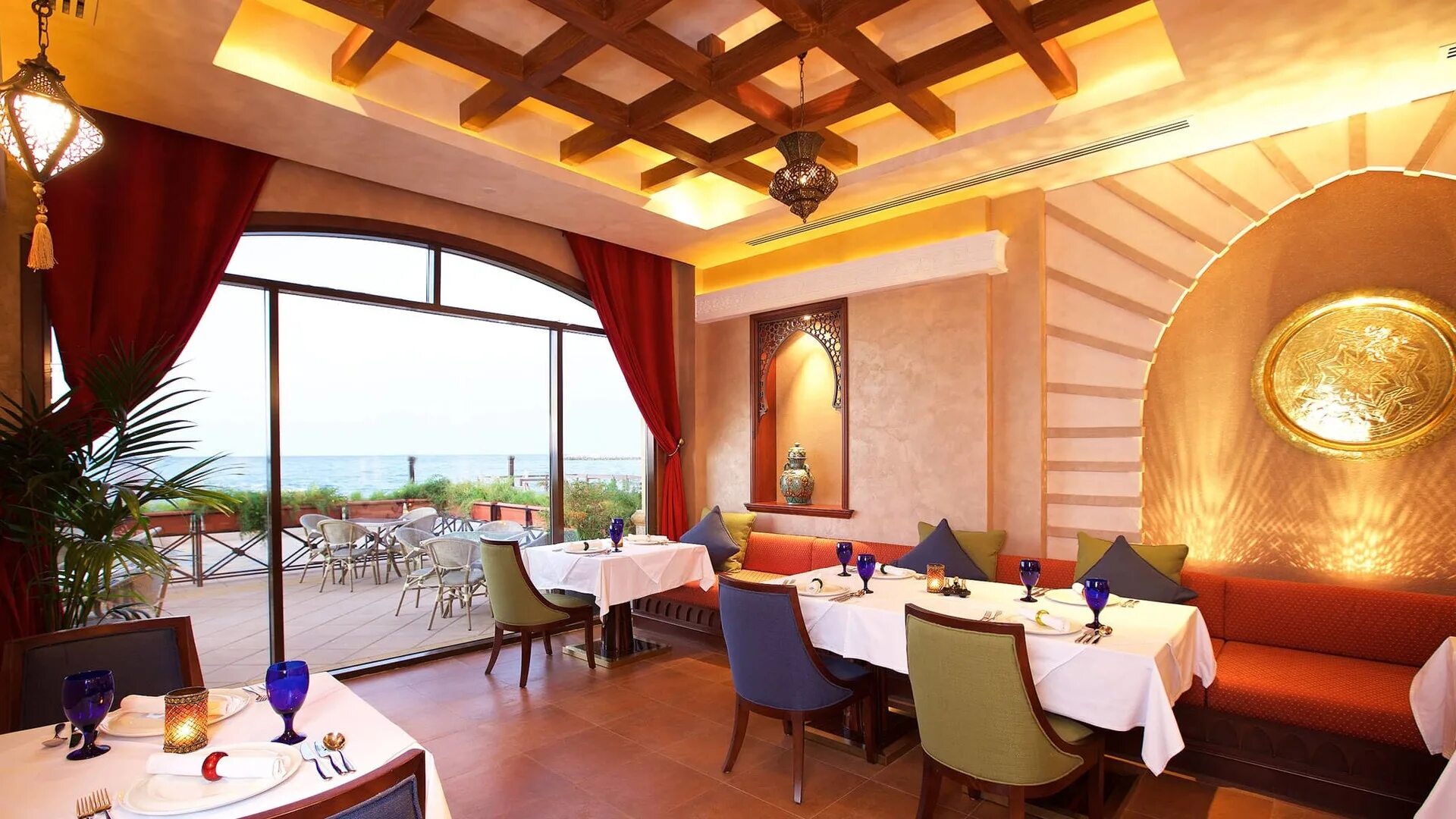 Марджан исланд. Отель marjan island resort spa 5. марджан айленд резорт. маржан айленд резорт оаэ. отель marjan island resort spa 5 рас-эль-хайма.