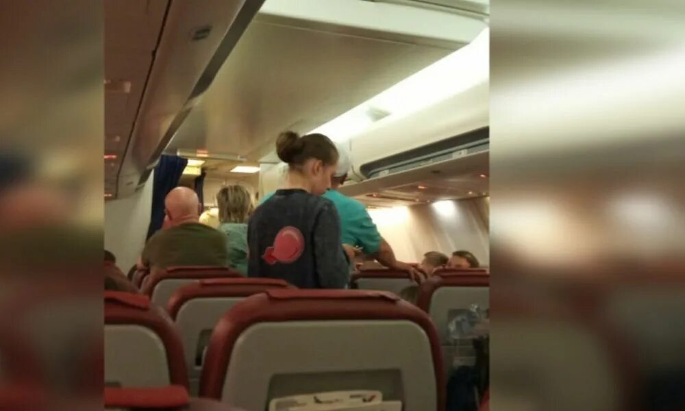 Видео для пранка в самолете. Видео для пранка в самолете видео. Фото с самолета сегодня пассажиры которые убегают с России.