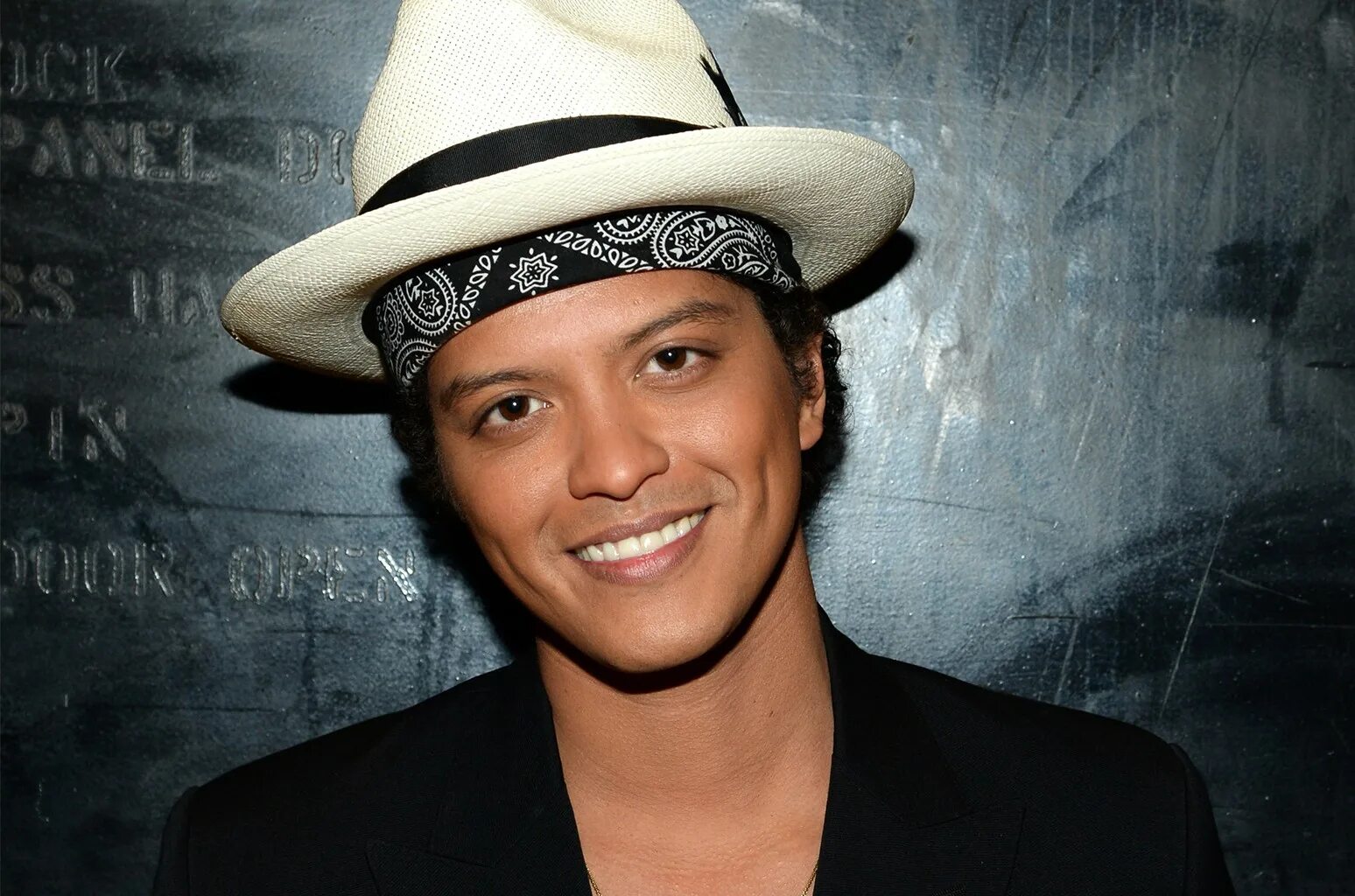 Bruno mars when i. Бруно марс. бруно марс 2025. bruno mars 2025. бруно марс 2025.